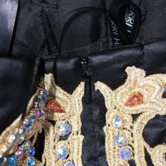 SHERRI HILL Black Gold Embroidered Tulle Strapless Mini Cocktail Dress Size 2 - Picture 10 of 10